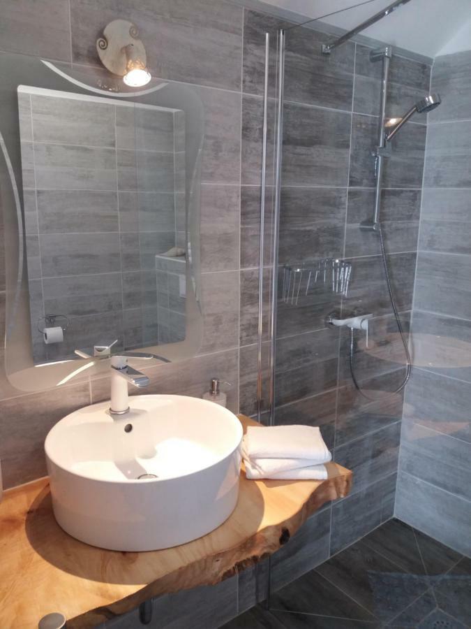 Rooms Grizzly Slunj Exterior foto